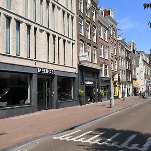 Melrose 3*, Amsterdam Nederländerna