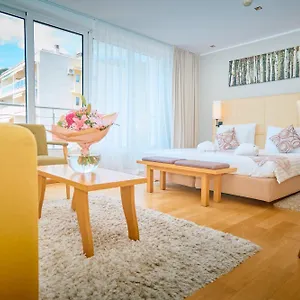 https://astoria-design-hotel.in-istria.net