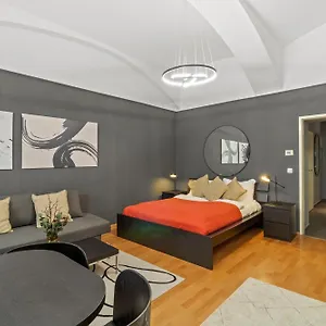 Augarten Residences Apartman