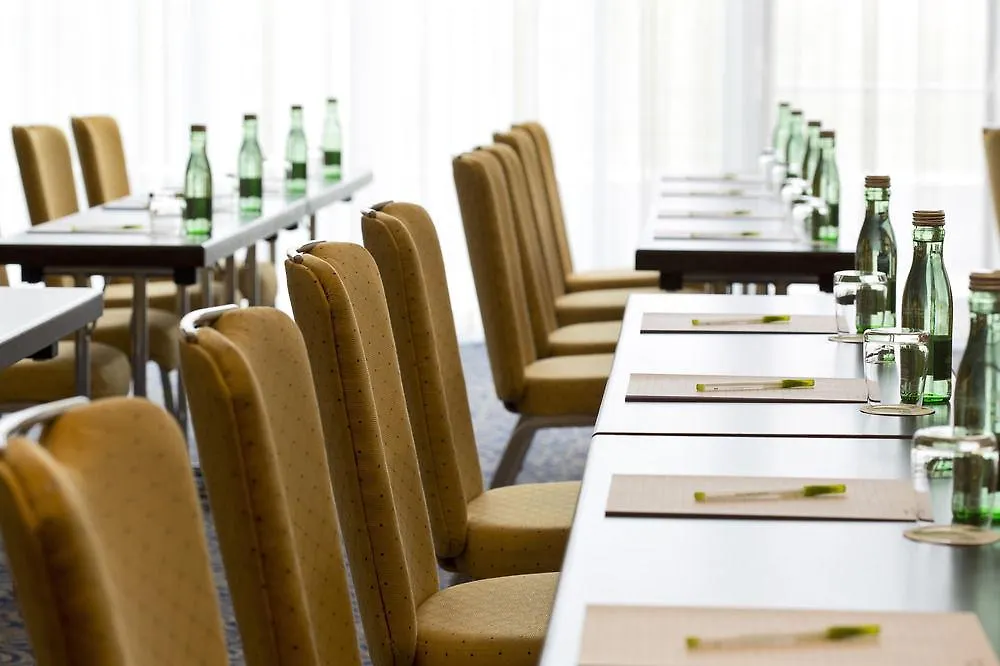 Courtyard By Marriott Vienna Prater/Messe Hotel