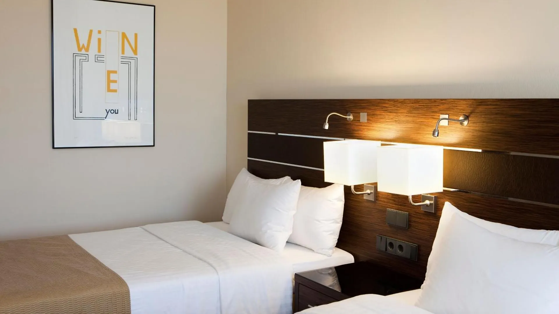 Courtyard By Marriott Vienna Prater/Messe Hotel
